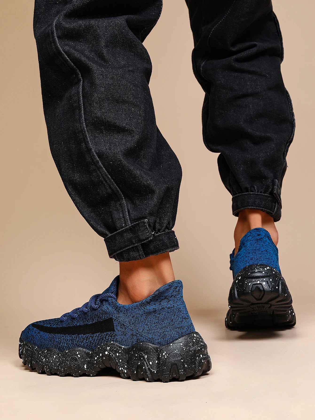 Vita Woven Sneakers