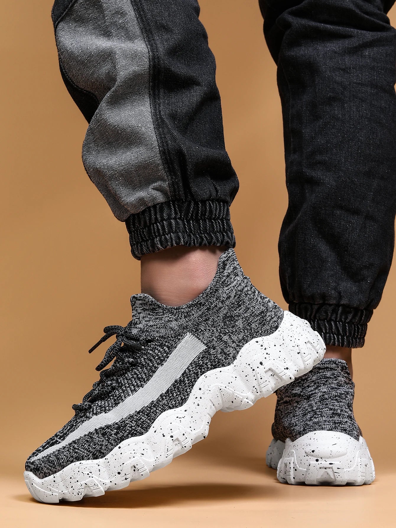 Vita Woven Sneakers