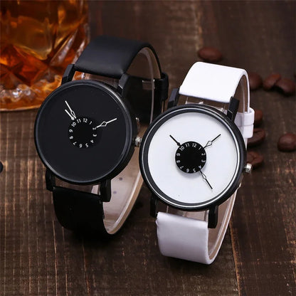 Liscio Modern Timepiece