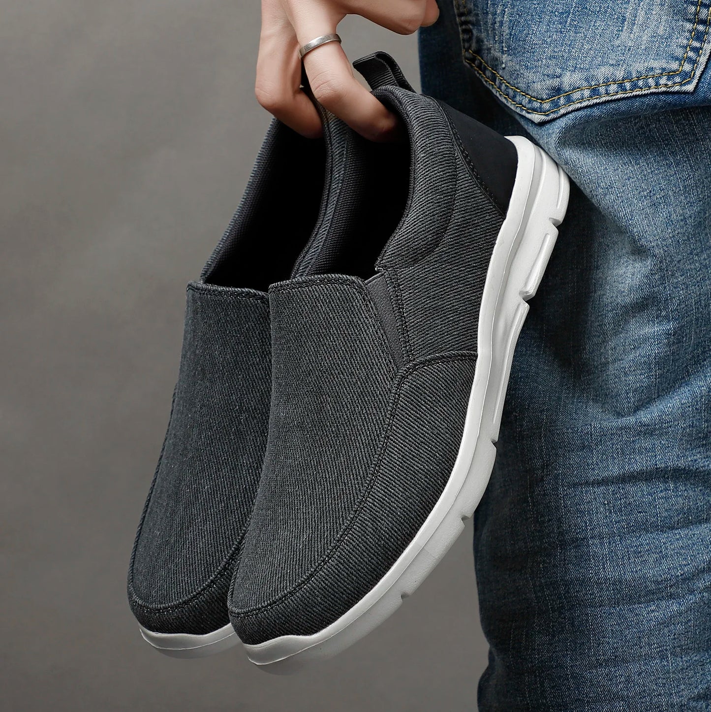 Quotidiano Slip-Ons