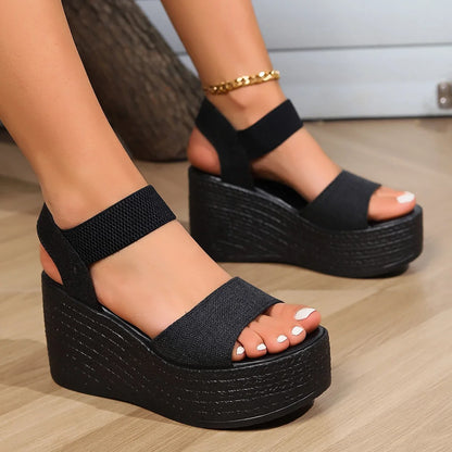 Vennice Canvas Wedges